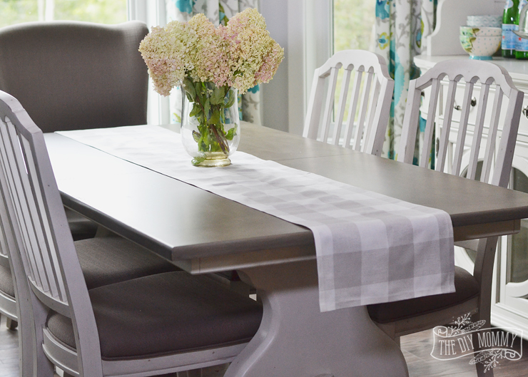 Make a No-Sew Table Runner – Tip Tuesday