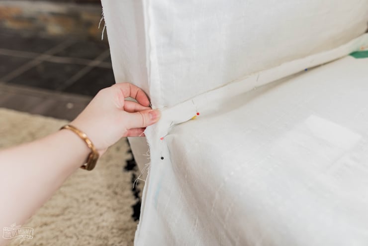 How to Make DIY Slipcovers for Chairs
