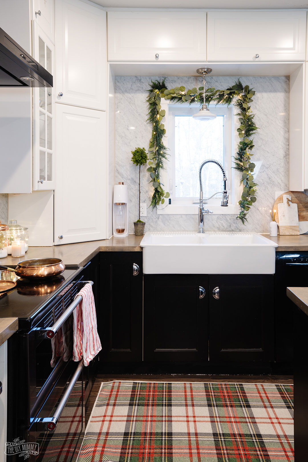 Kitchen Christmas Decor Ideas 2022